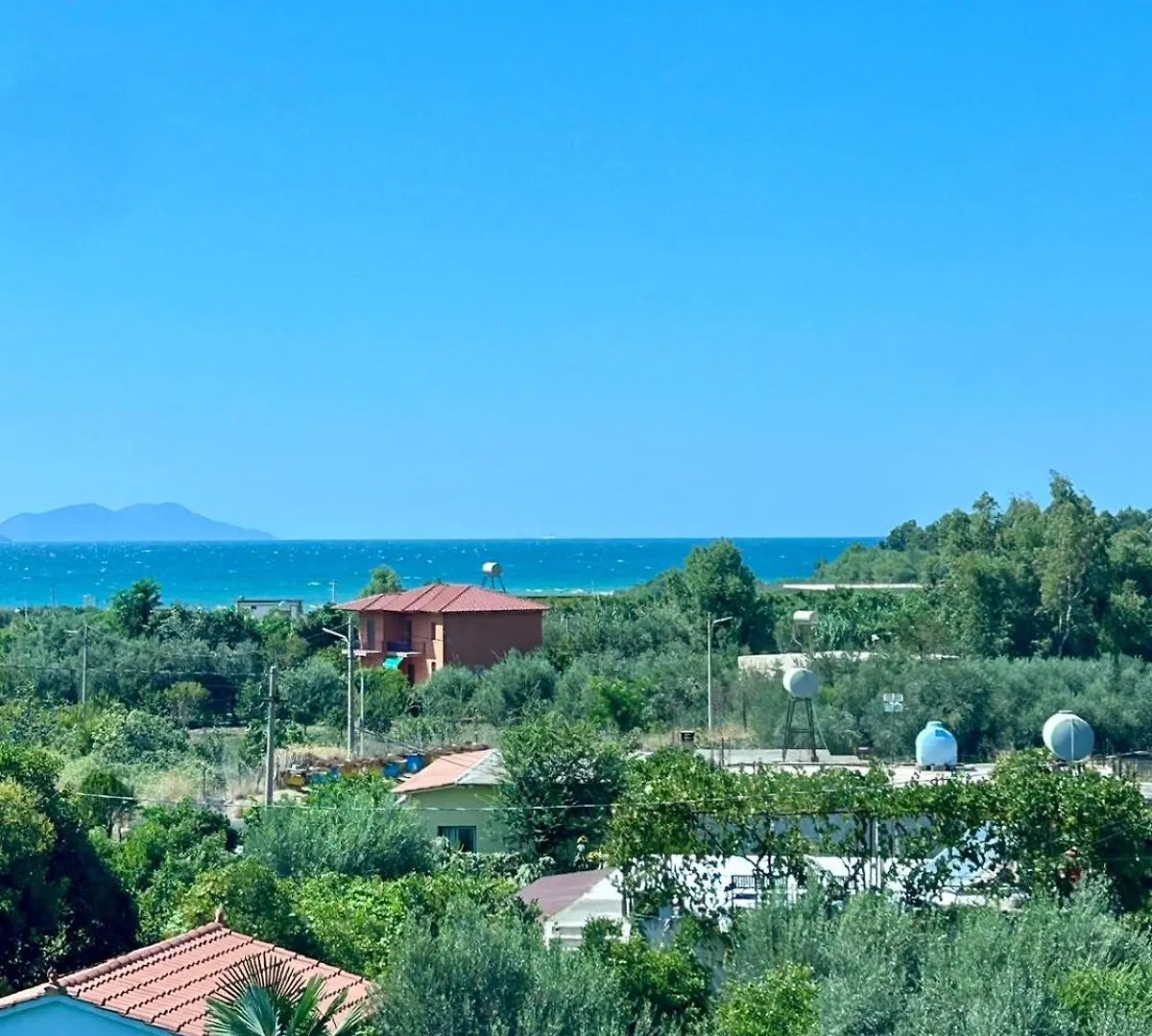 River Residence أوريكوم